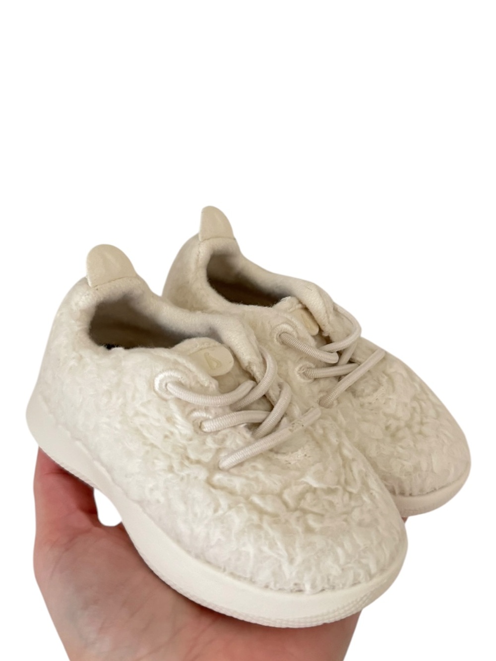 allbirds Kids Fluffy Cream Wool Sneakers Size 5